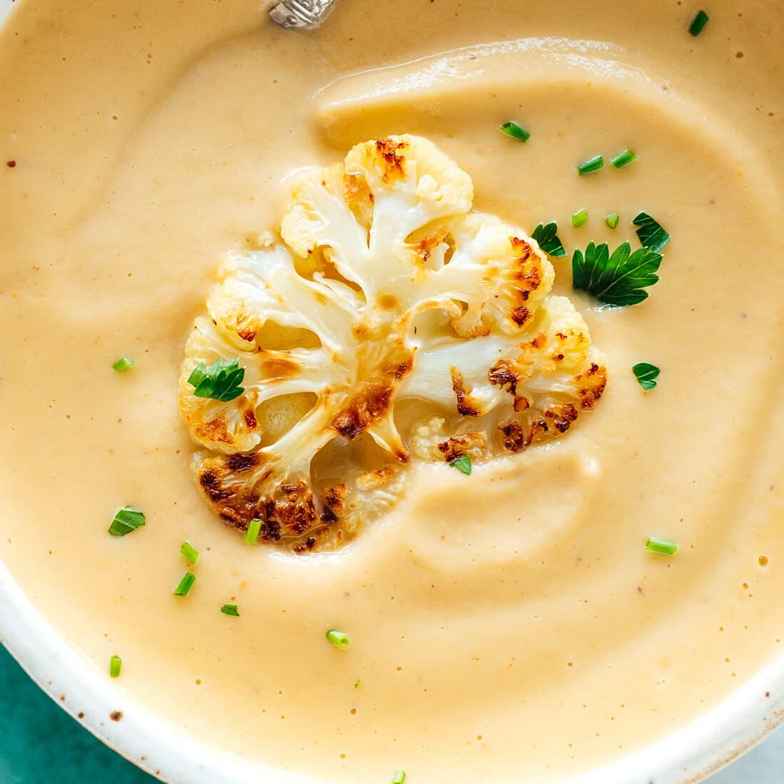 Creamy Roasted Cauliflower Soup
