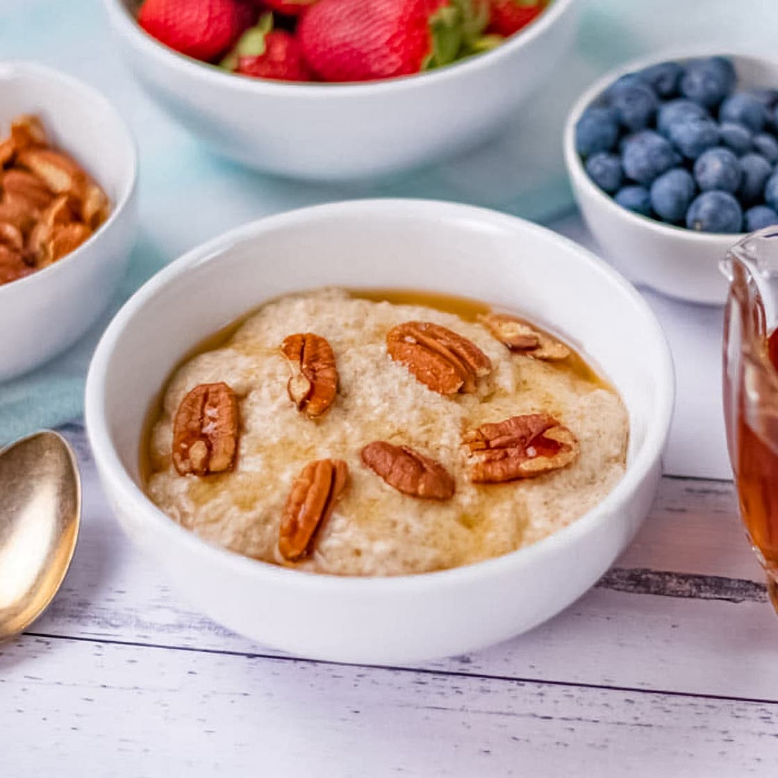 Keto Porridge - Low-Carb Chia Seed Oatmeal
