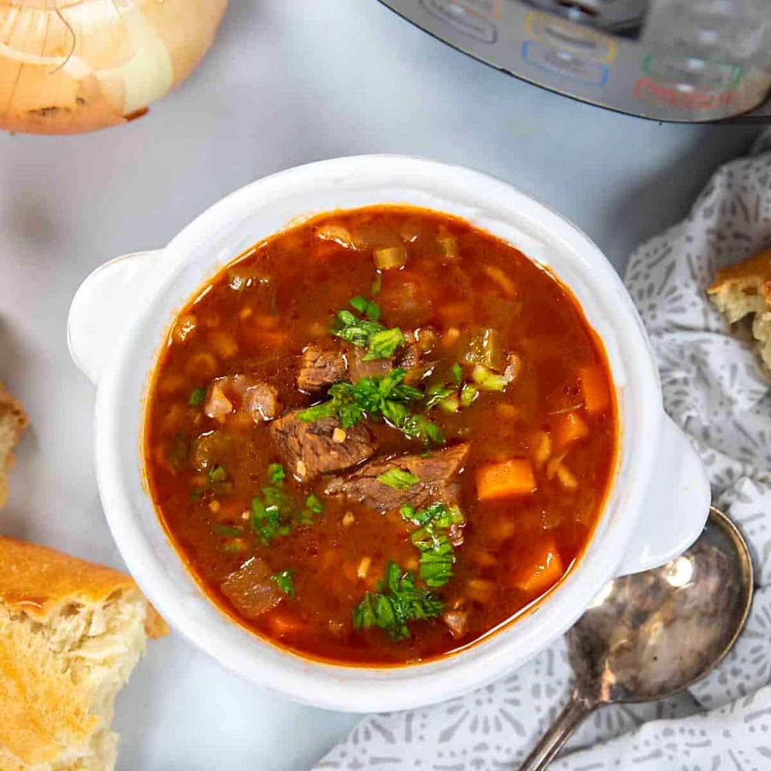 Instant Pot Beef and Barley Soup