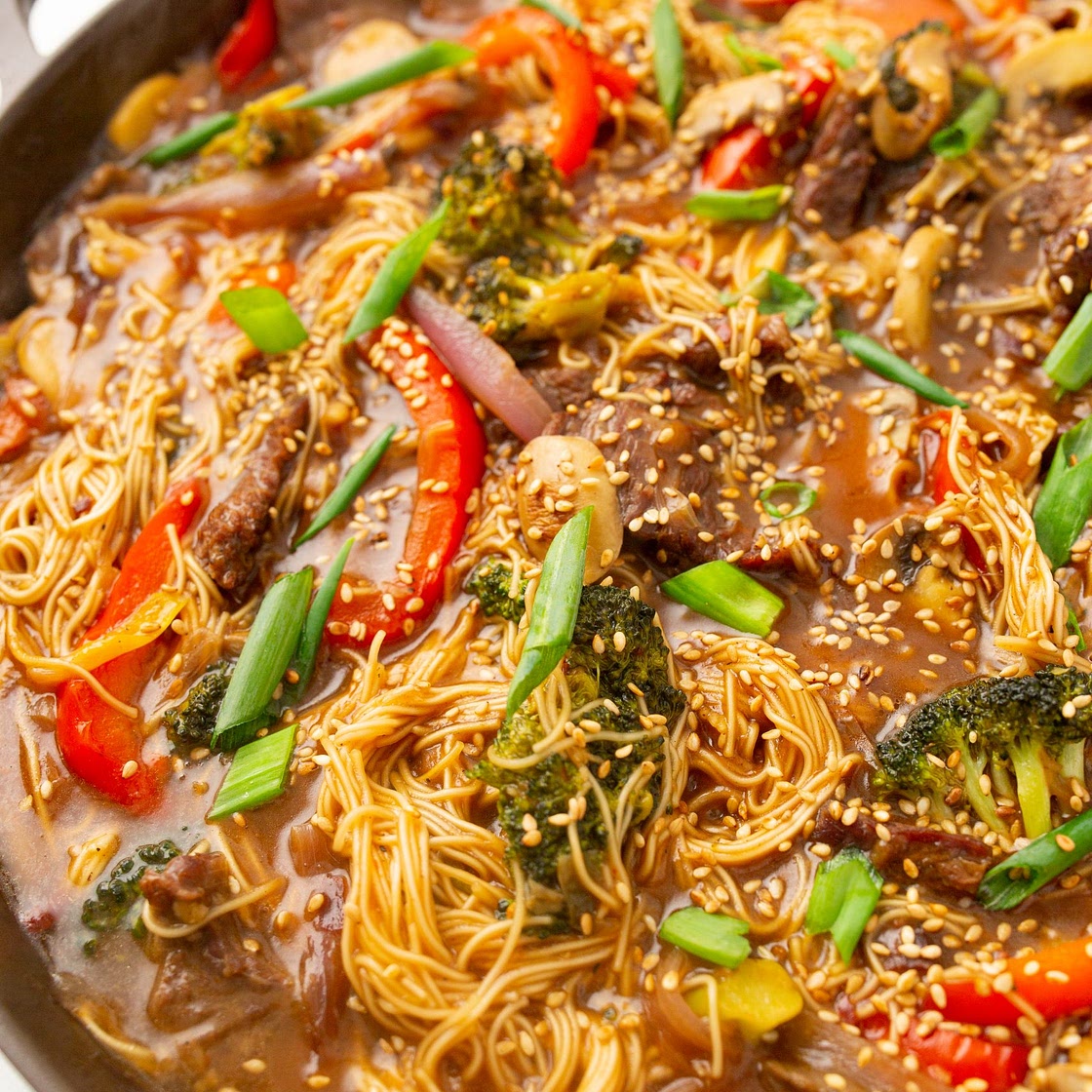 One Pan Beef Stir Fry with Noodles