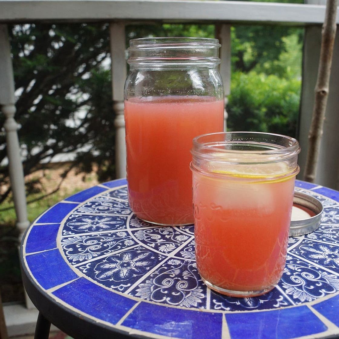 Rhubarb Ginger Lemonade