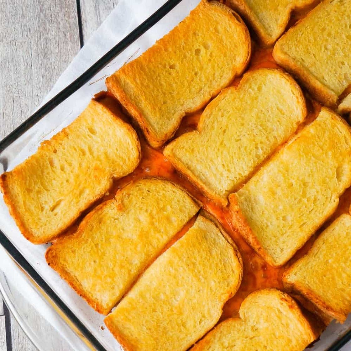 Tomato Soup & Bacon Grilled Cheese Casserole