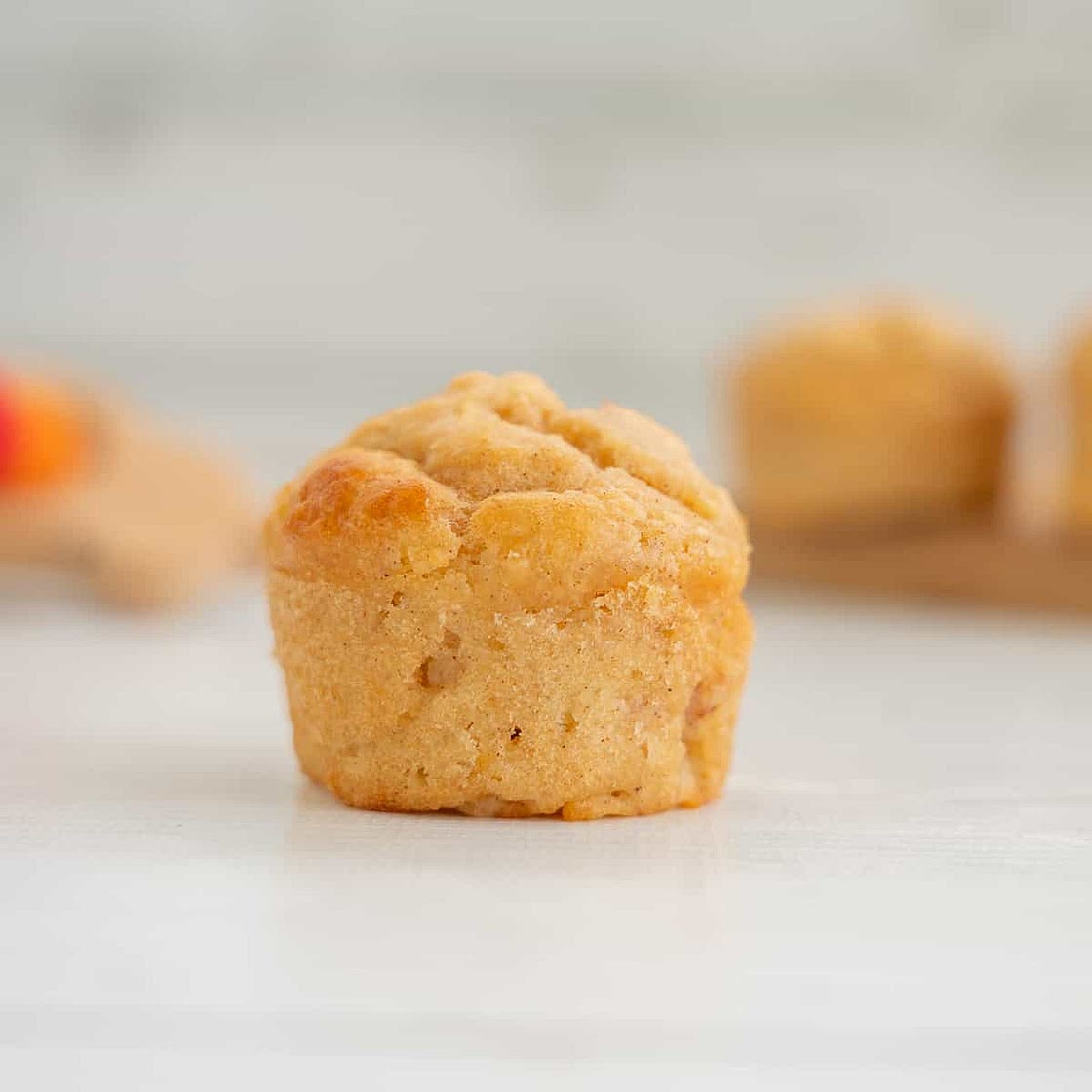 Applesauce Muffins