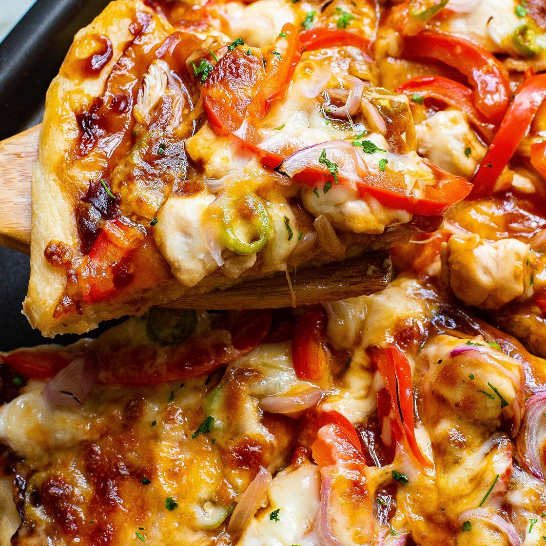 Best BBQ Chicken Pizza