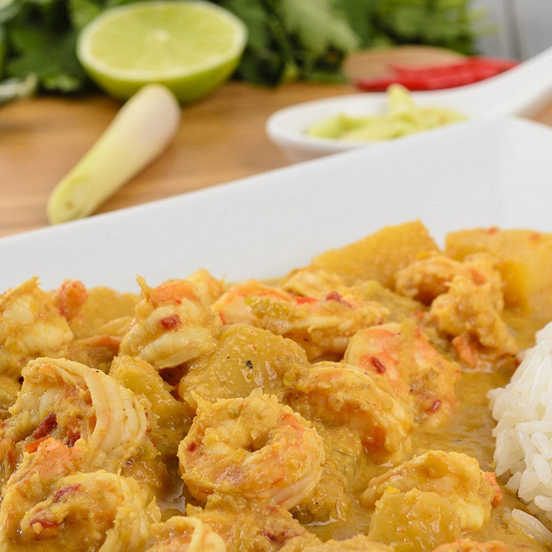 Crevettes au curry et lait de coco