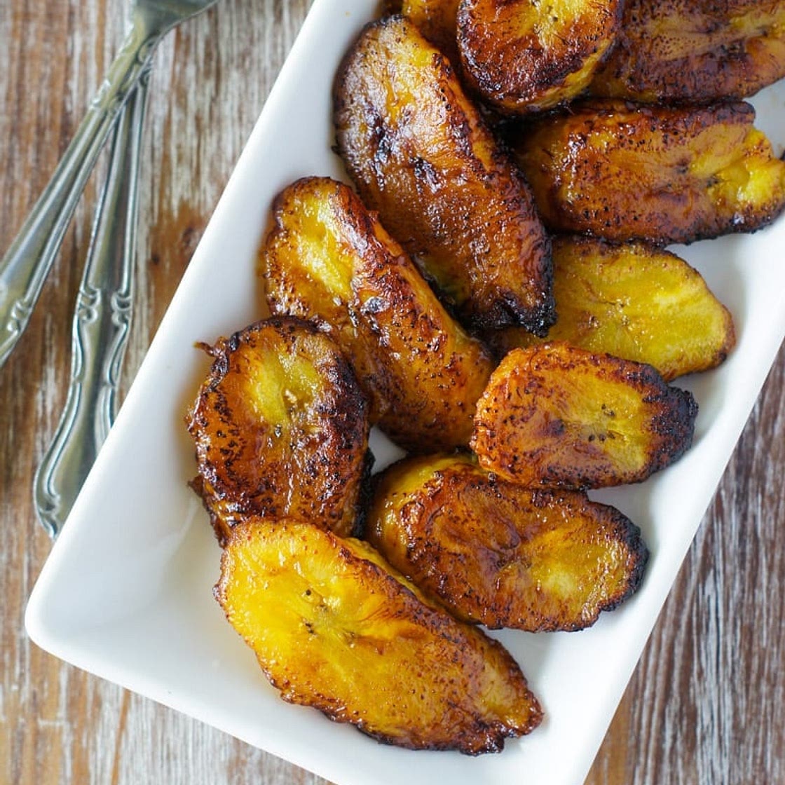 Sweet Fried Plantains (Platanos Maduros Fritos)