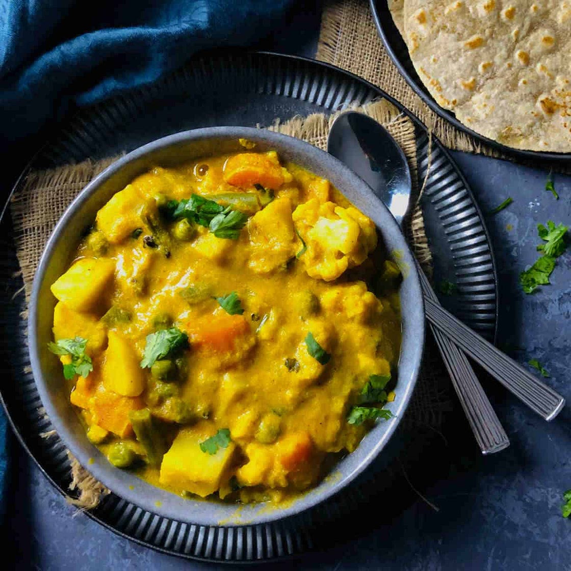 Instant Pot Vegetable Korma