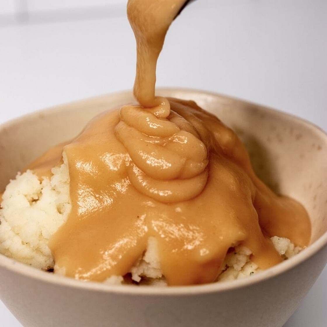 Copycat KFC Gravy - Easy Brown Gravy Recipe