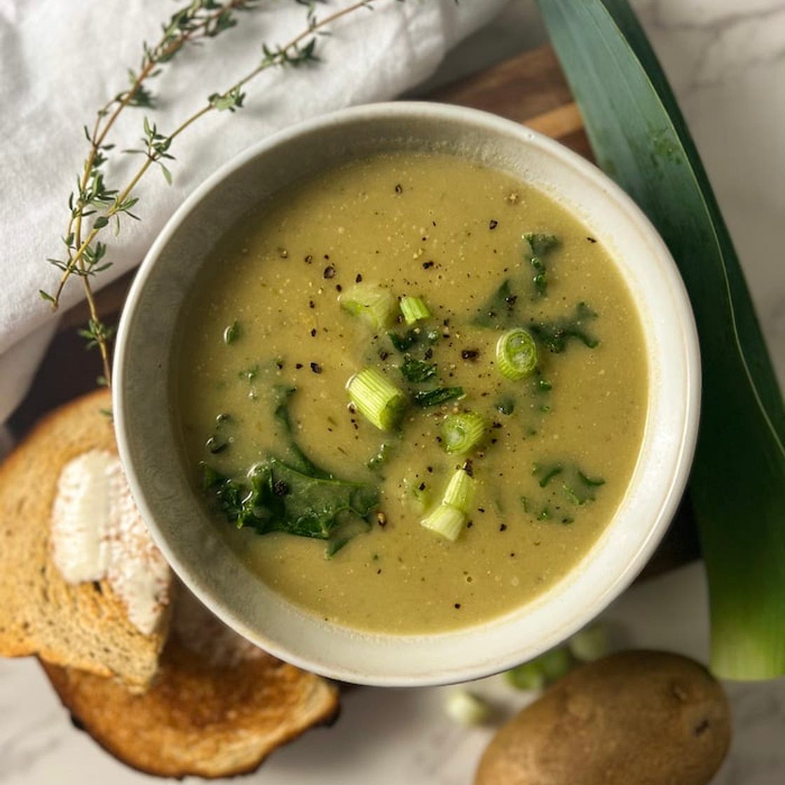 Creamy Potato Leek Kale Soup (Vegan)