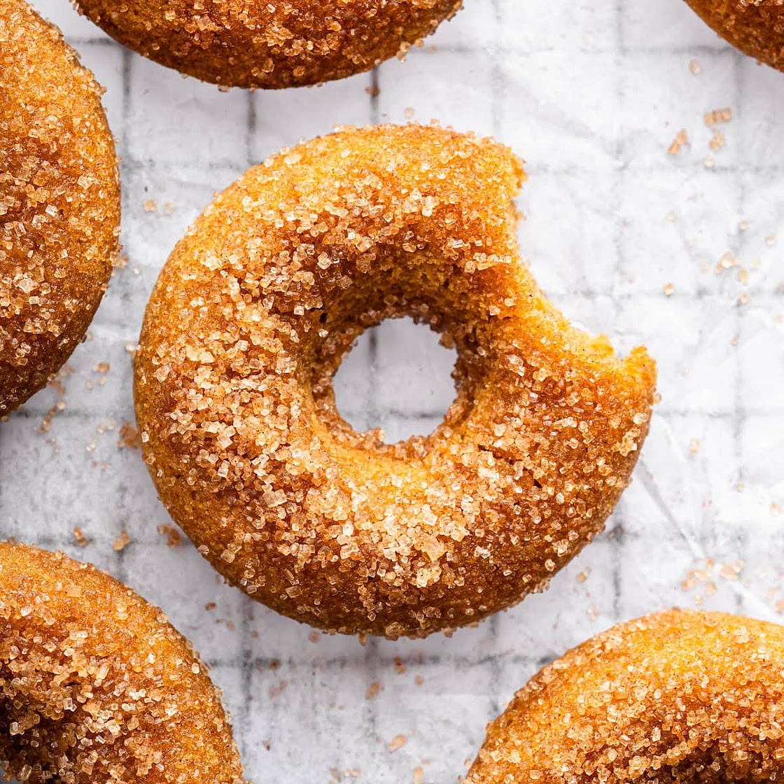 Healthy Baked Apple Cider Donuts