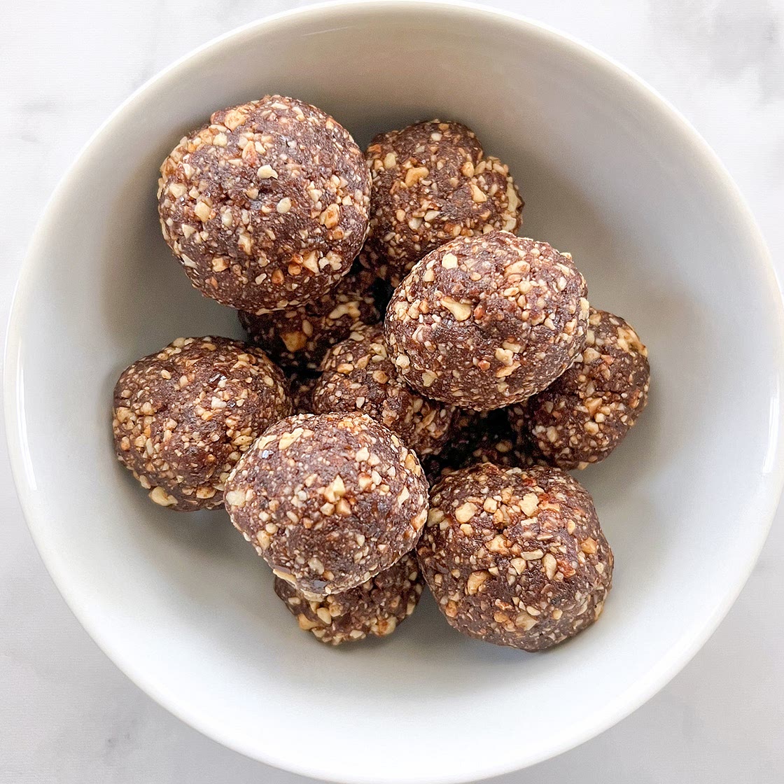 Vegan Protein Balls with Hazelnuts and Dates
