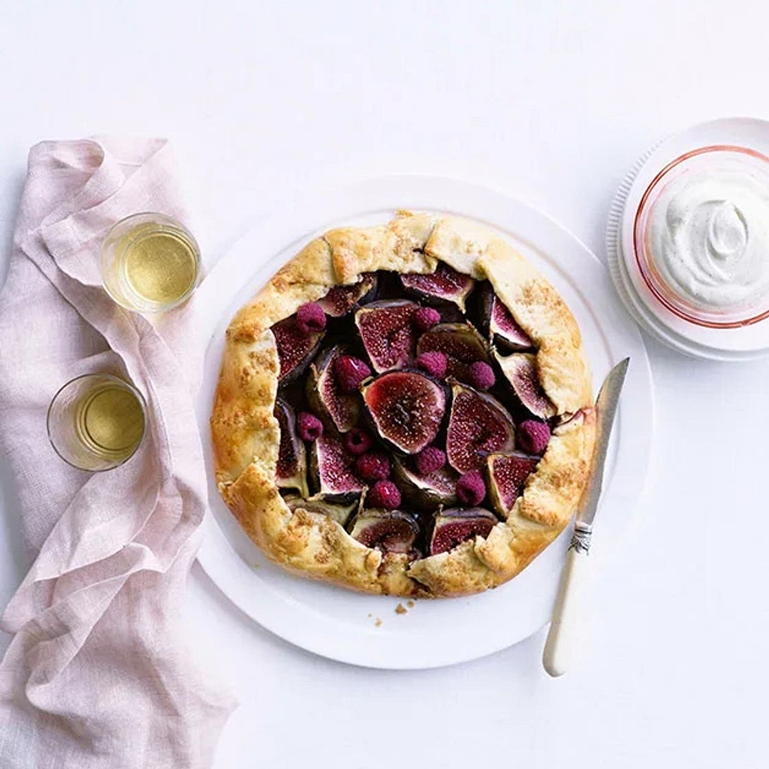 Fig and raspberry crostata