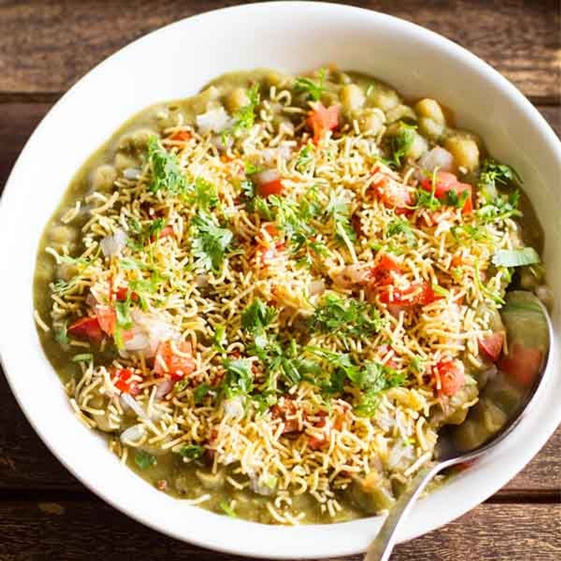 Masala Puri Recipe (Bangalore Style Chaat)