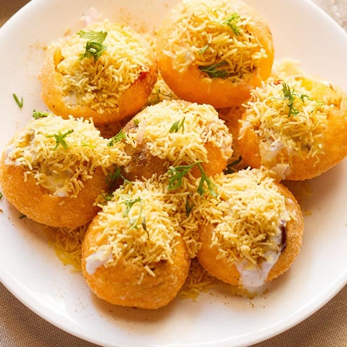Dahi Puri Recipe (Dahi Batata Puri)