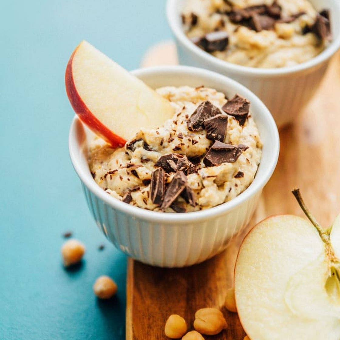 10-Minute Cookie Dough Dessert Hummus (Chickpea Cookie Dough)