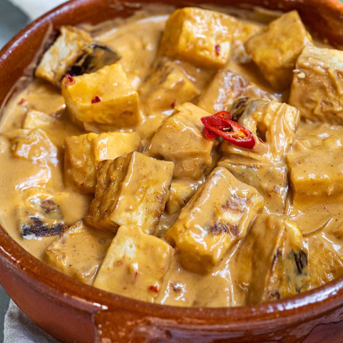 Tofu with Spicy Peanut Sauce