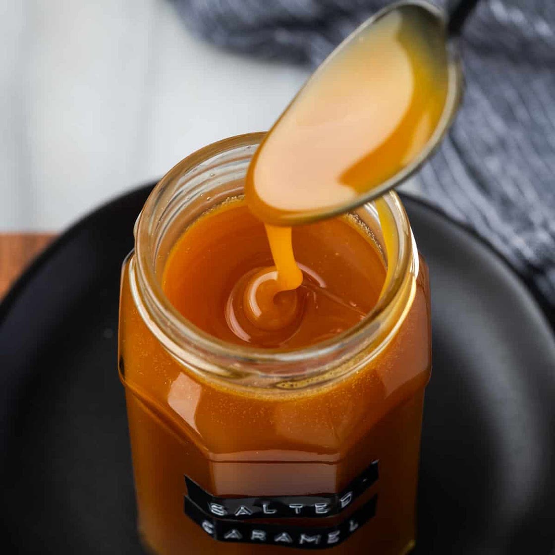 Vegan Salted Caramel Sauce