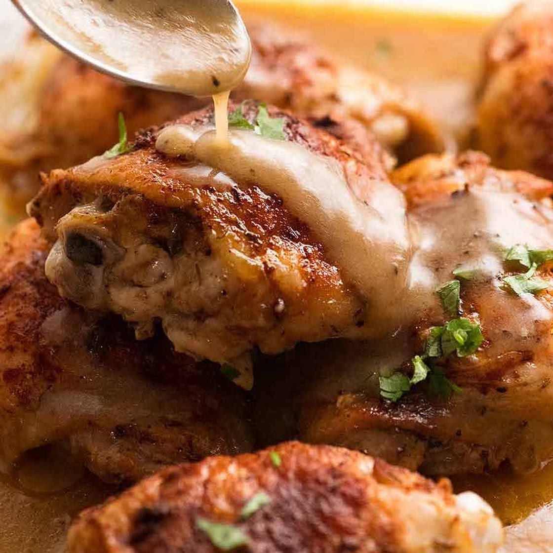 Gravy Baked Chicken (thighs & drumsticks) - 5 min prep!