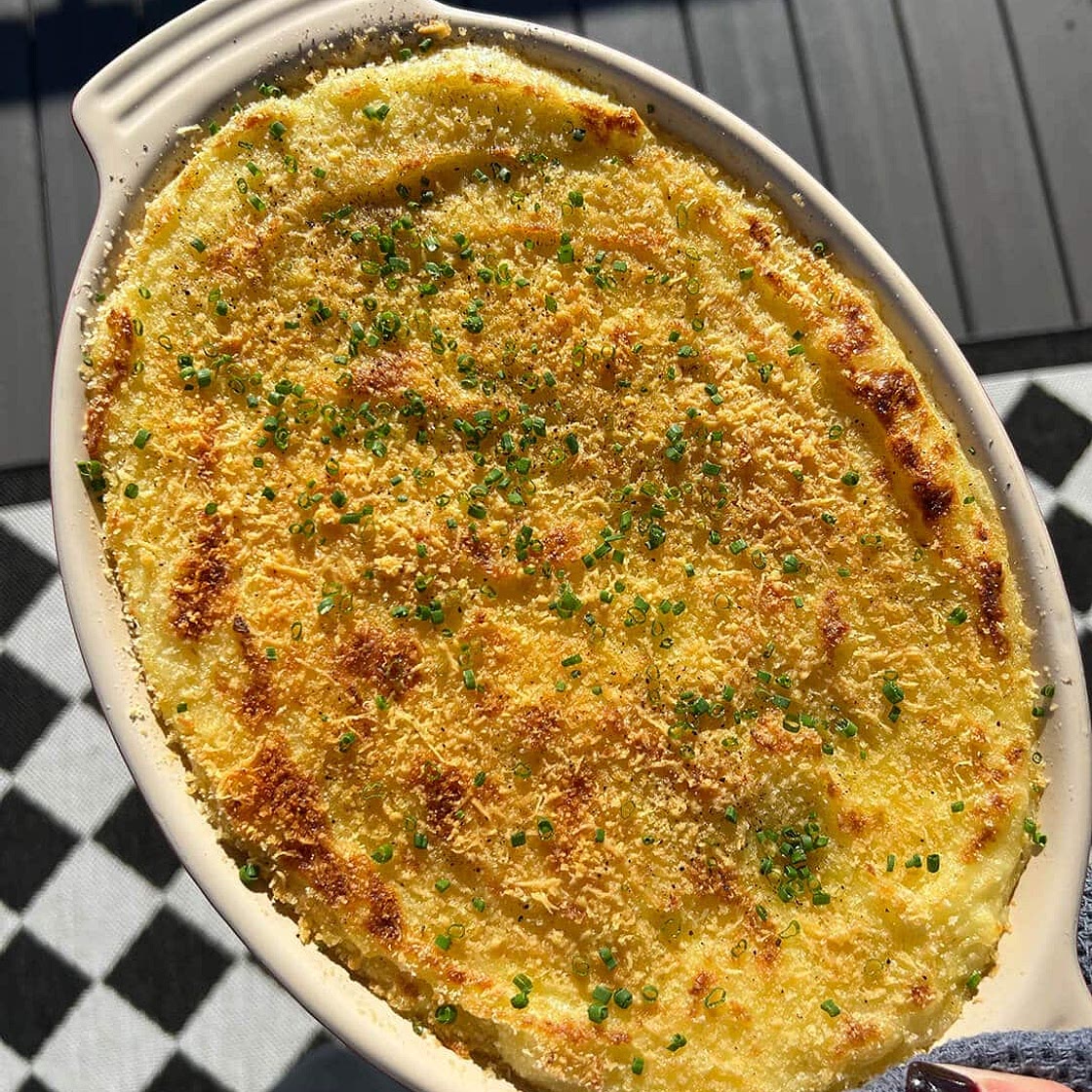 Cheesy Baked Mashed Potatoes