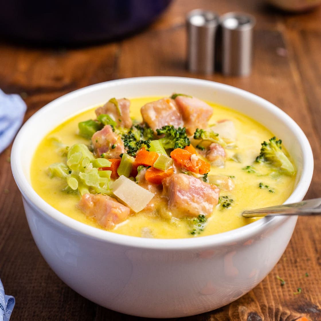 Keto Cheesy Ham Chowder