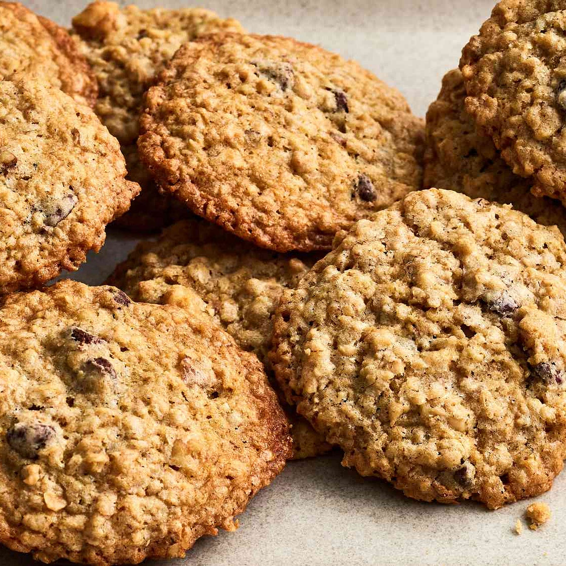 Chewy Chocolate Chip Oatmeal Cookies