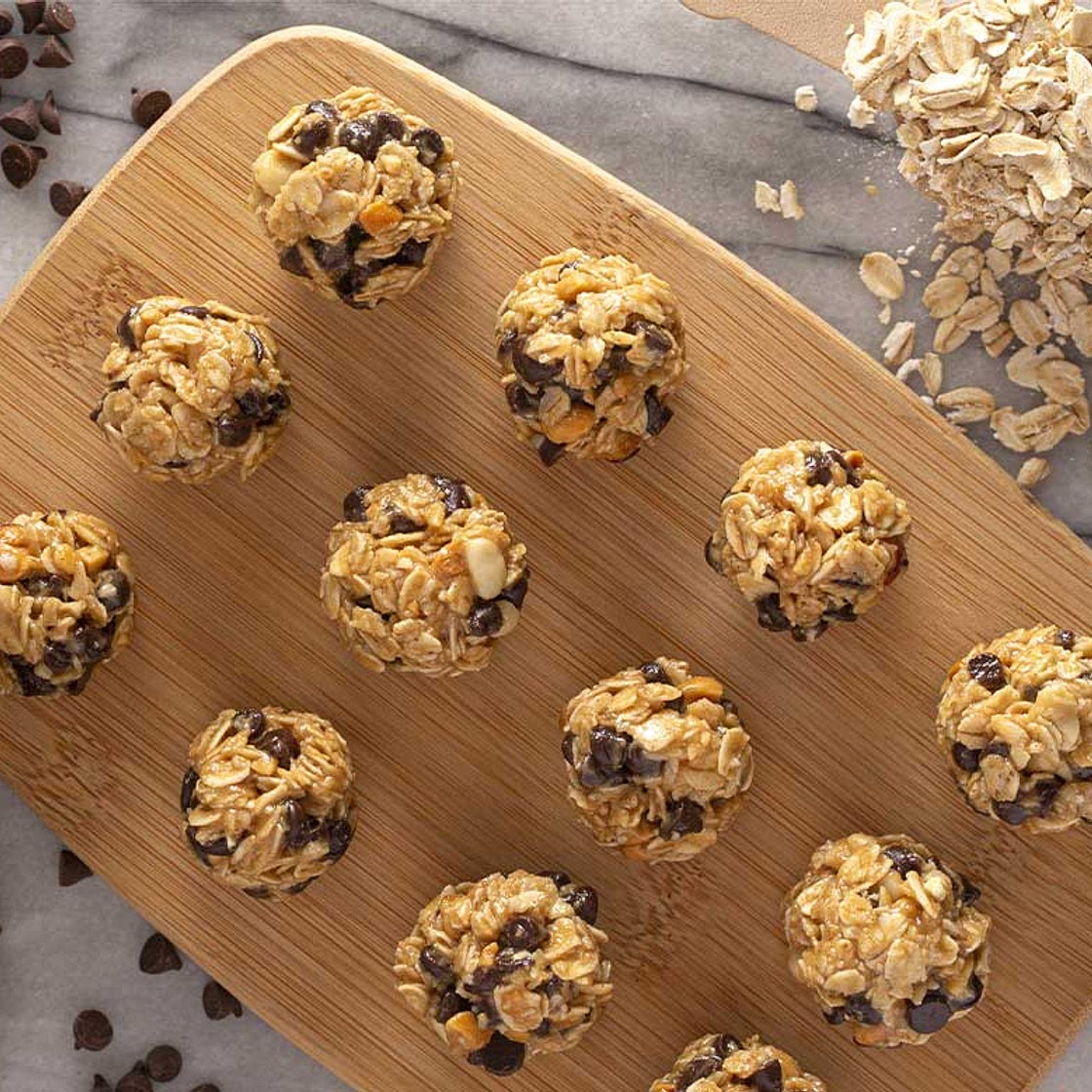 No-Bake Peanut Butter & Chocolate Bites