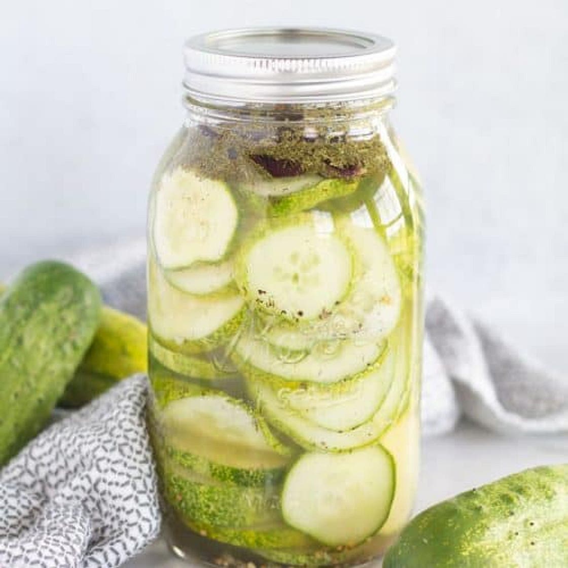 Homemade Dill Lacto-Fermented Pickles