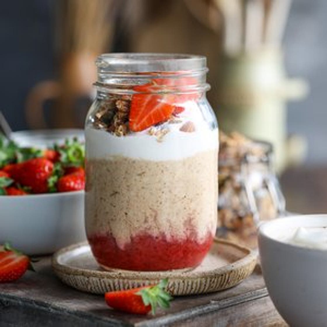 Strawberry Cheesecake Overnight Oats