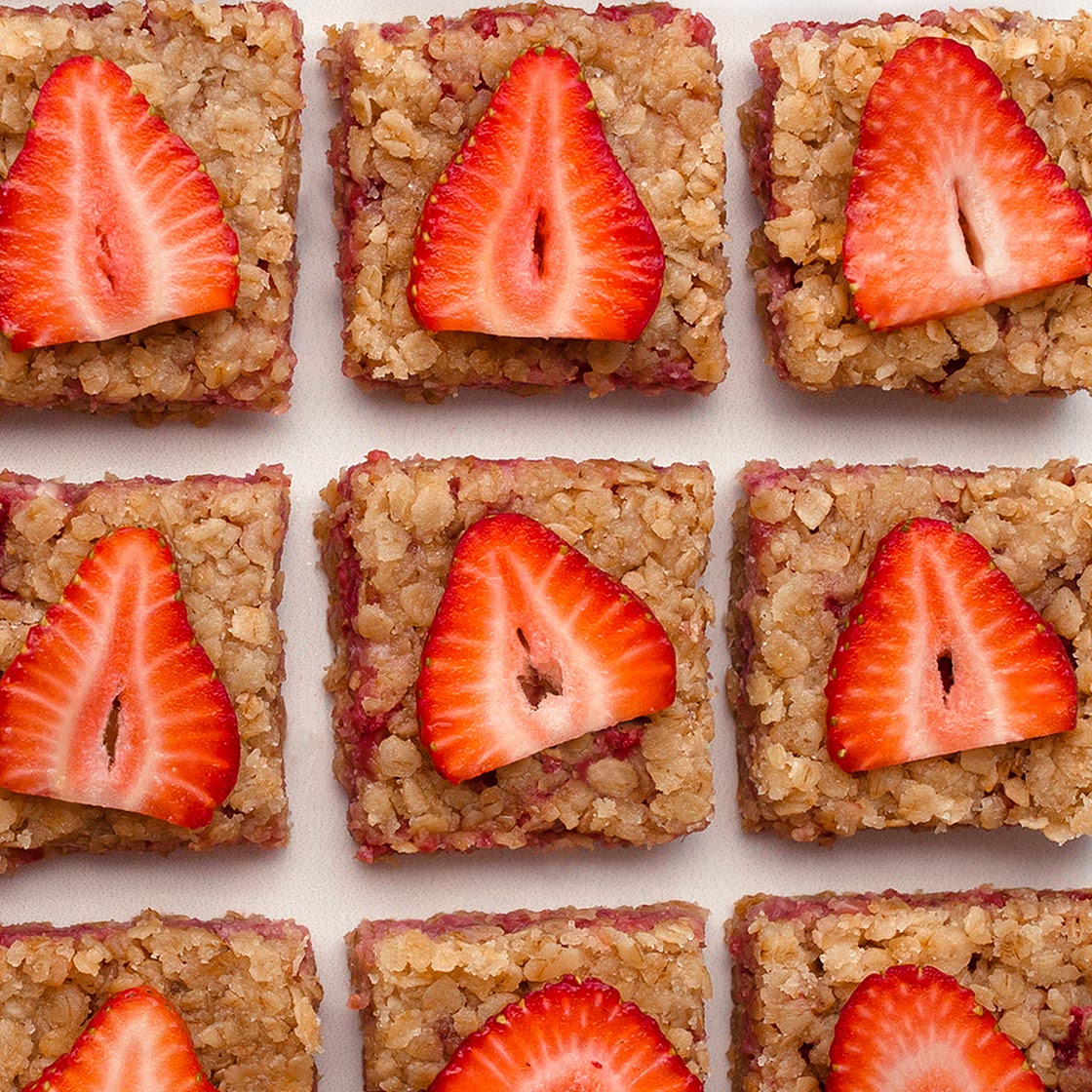 Strawberry Oatmeal Bars