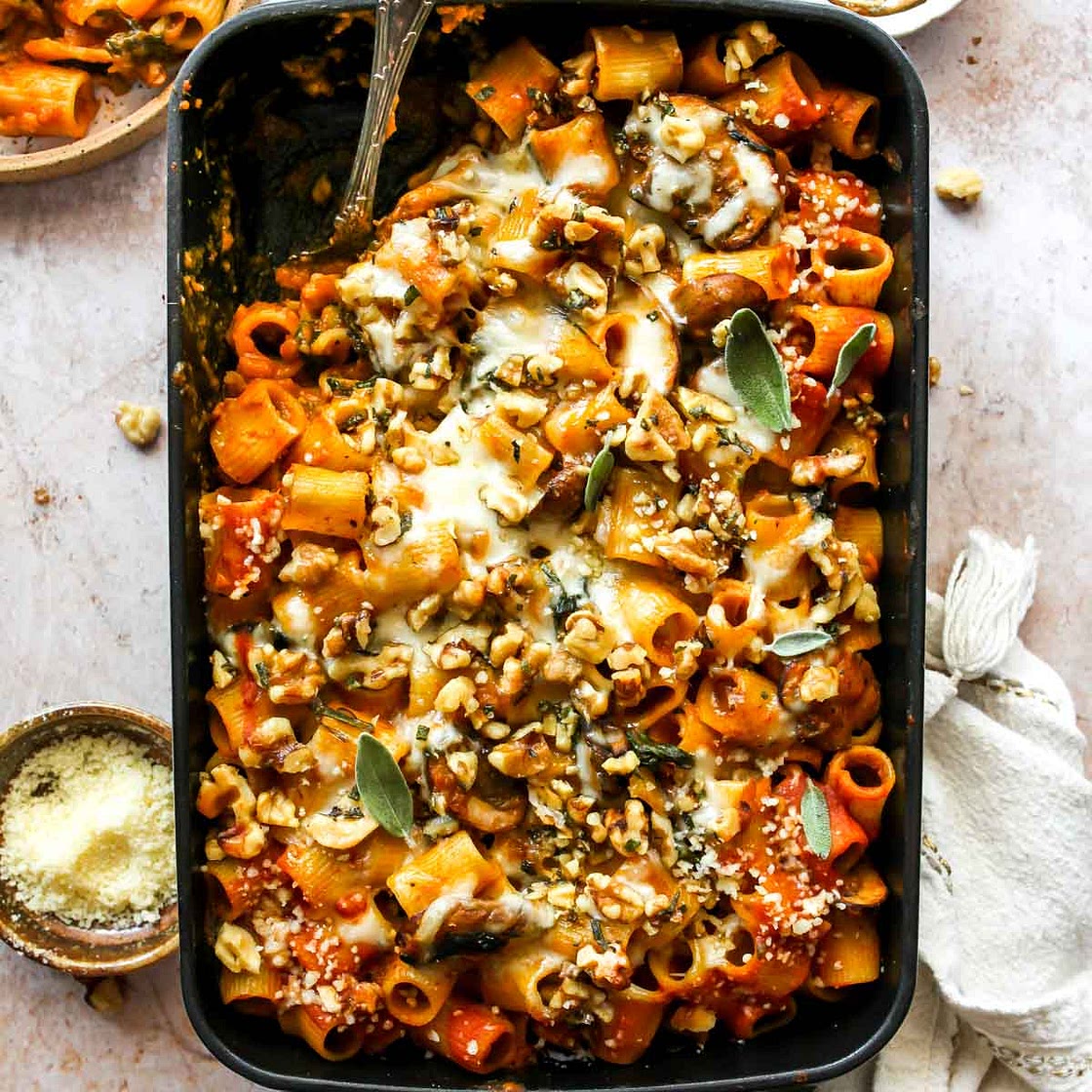 Pasta Bake with Pumpkin Tomato Sauce