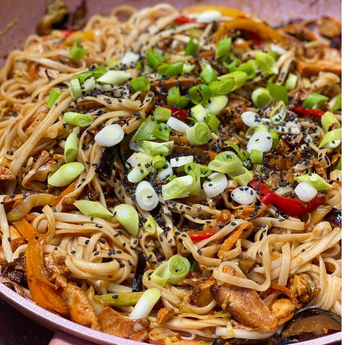 Easy Chicken Noodle Stir-Fry (30-Minute Meal)