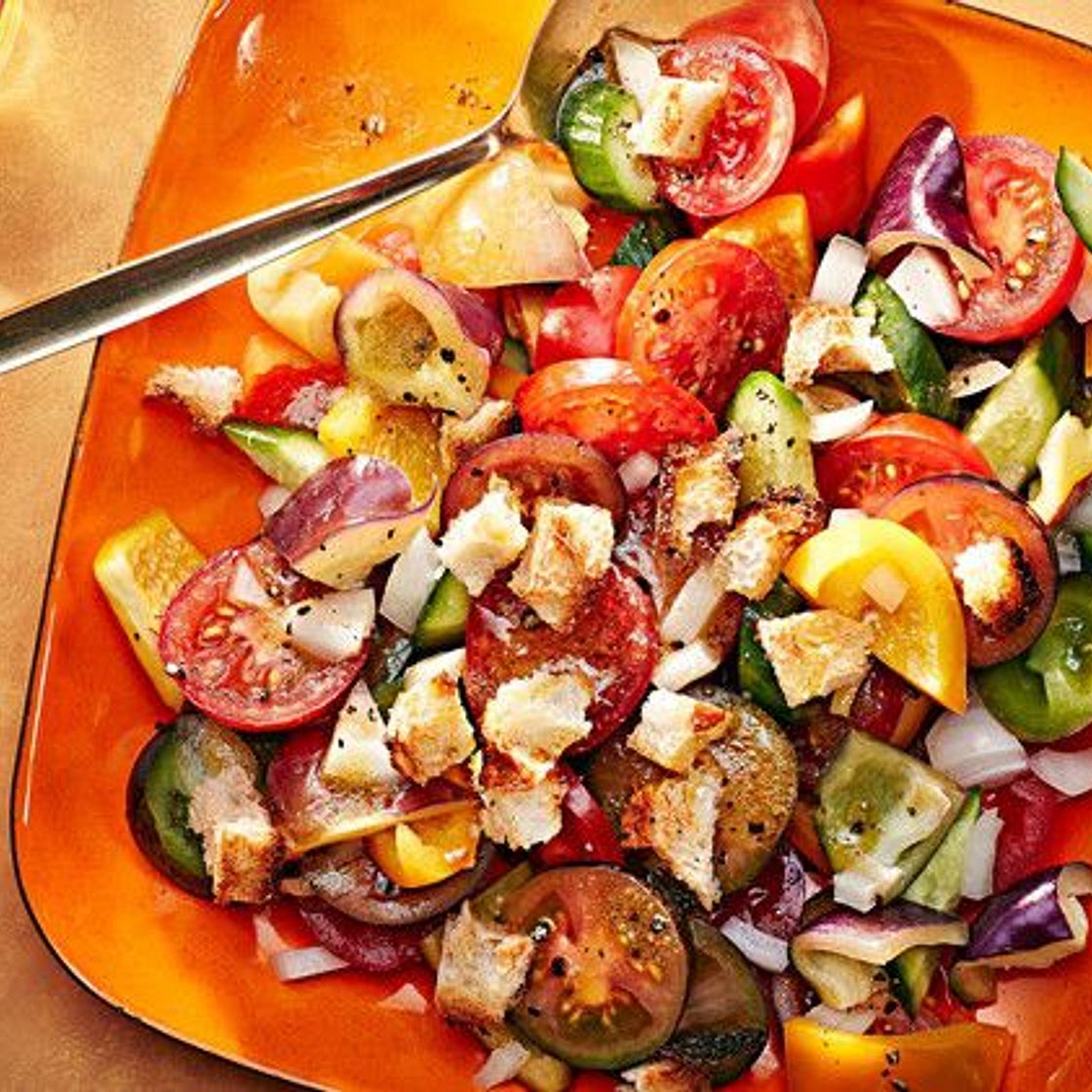 Gazpacho Salad with Croutons