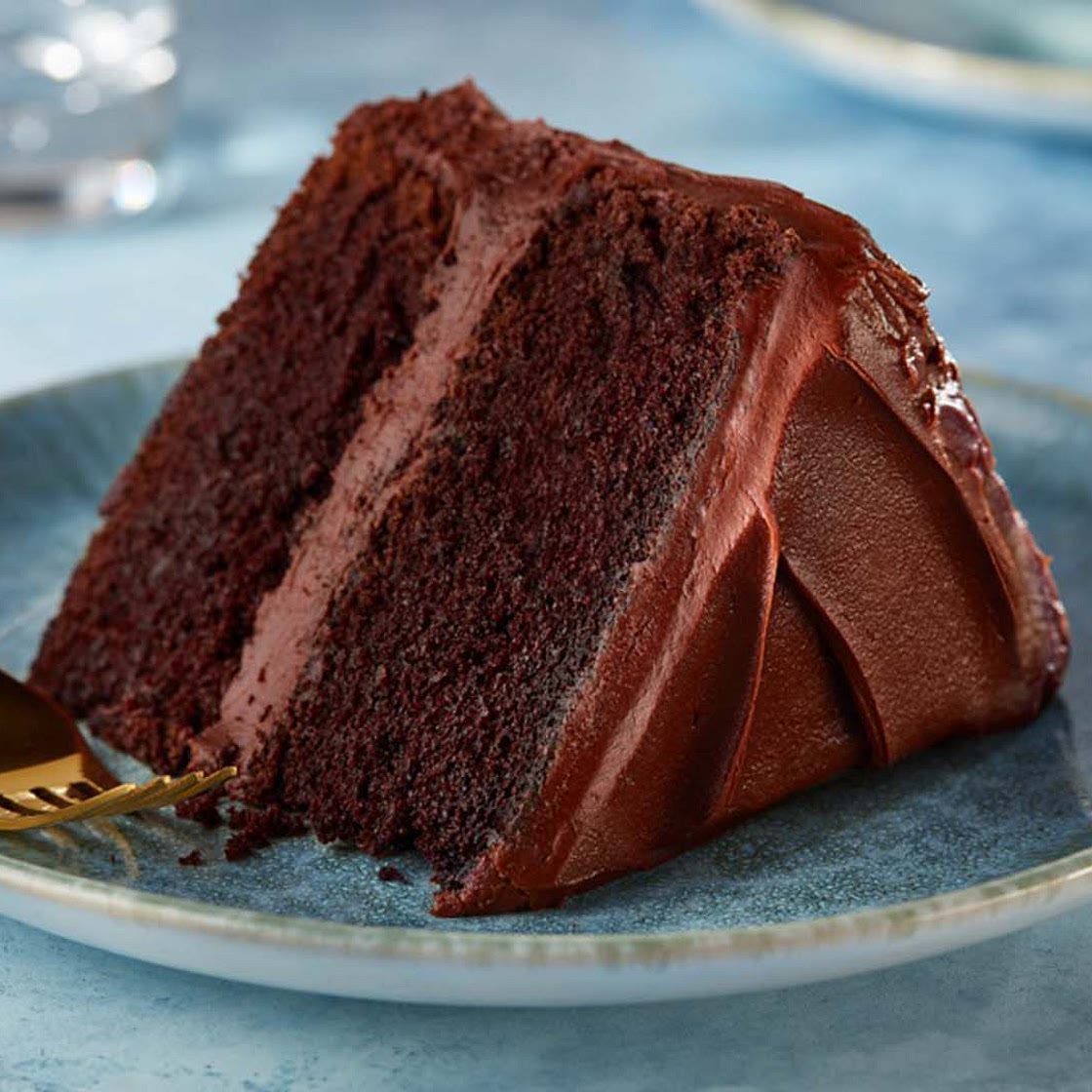 HERSHEY'S "Perfectly Chocolate" Chocolate Cake