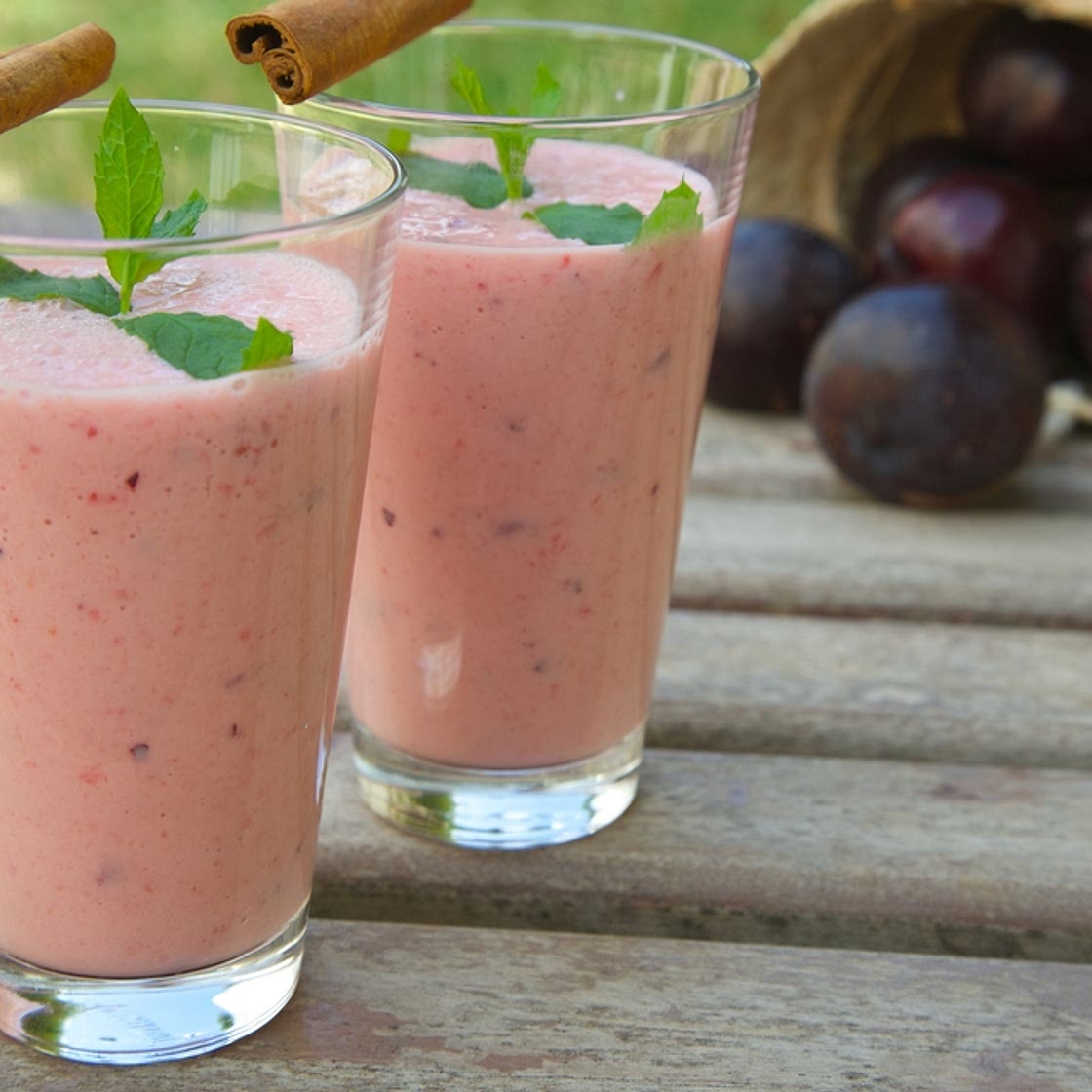 Smoothie de poire et prunes aux 4 épices