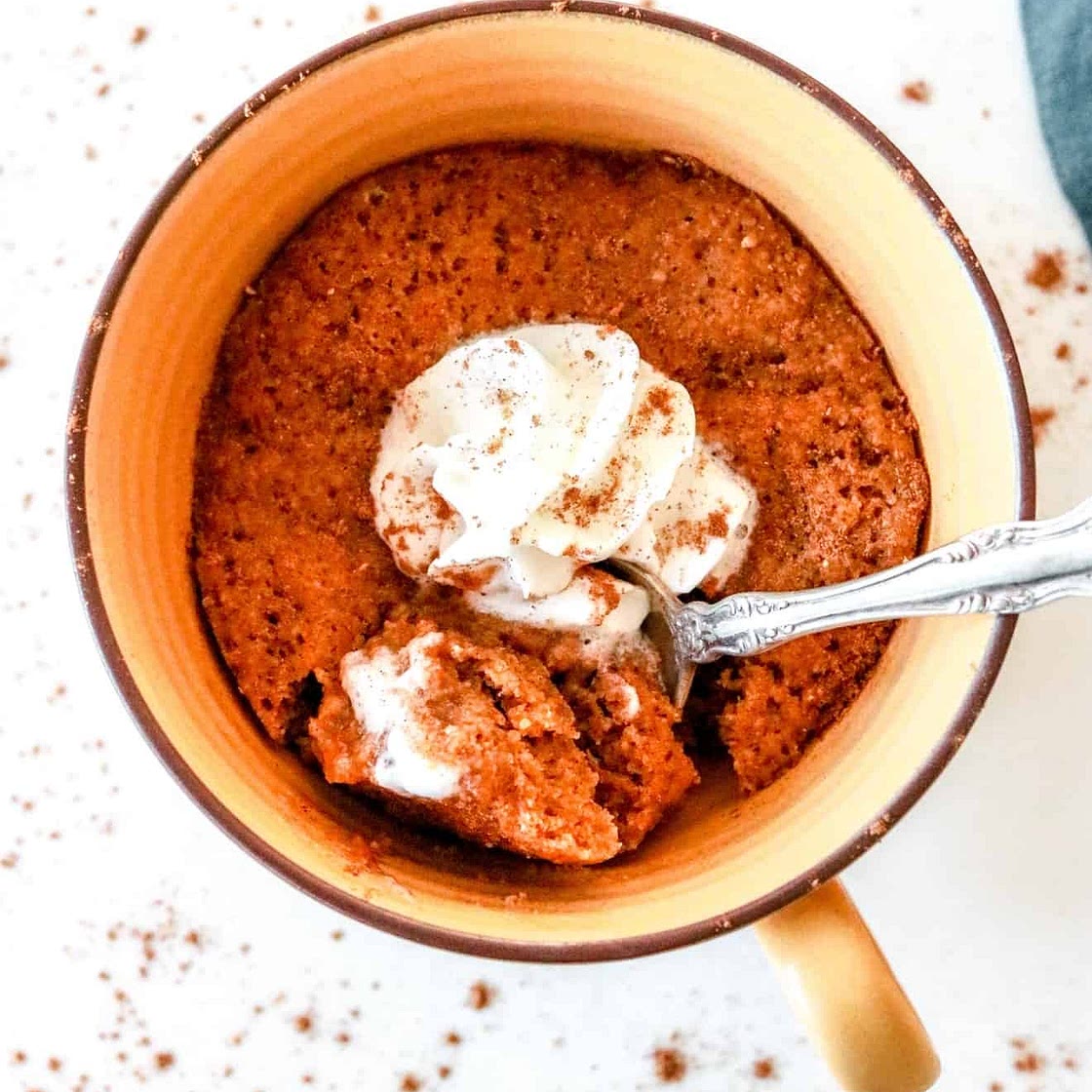 1-Min Moist & Fluffy Microwave Pumpkin Mug Cake