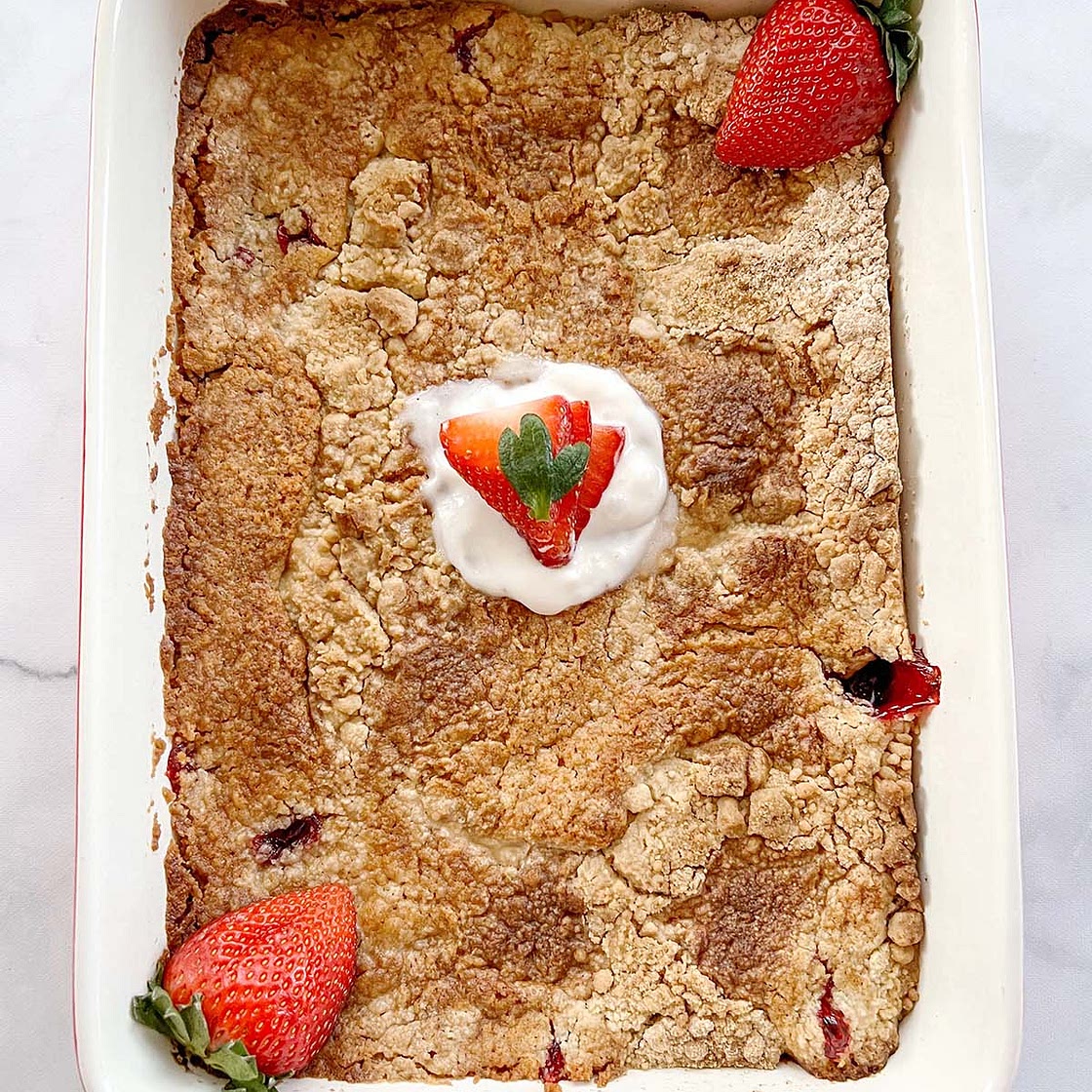 Strawberry Dump Cake with White Cake Mix (3-Ingredient Dessert)