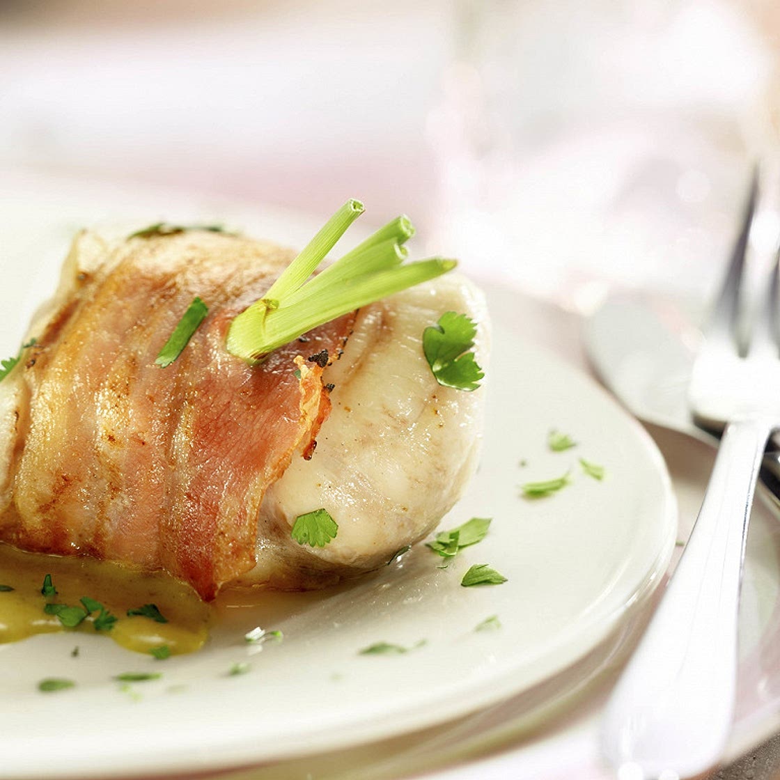 Médaillons de lotte lardée