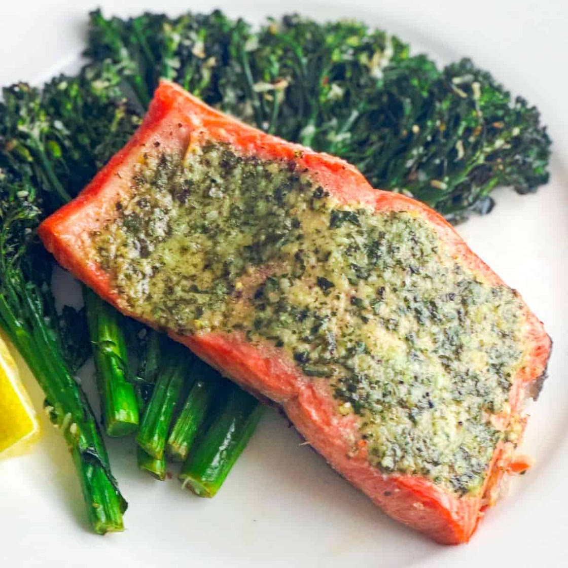 Quick Pesto Butter Salmon Recipe (Salmon Milano)