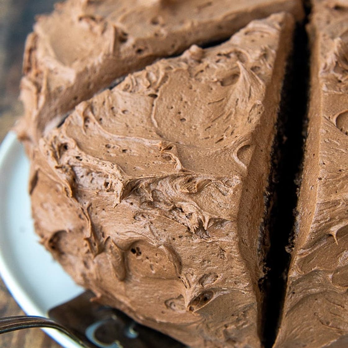 Fluffy Chocolate Buttercream Frosting