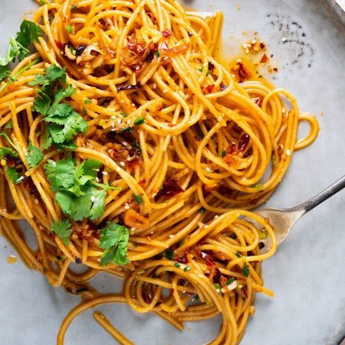 Chilli Crisp Garlic Butter Spaghetti | Marion's Kitchen
