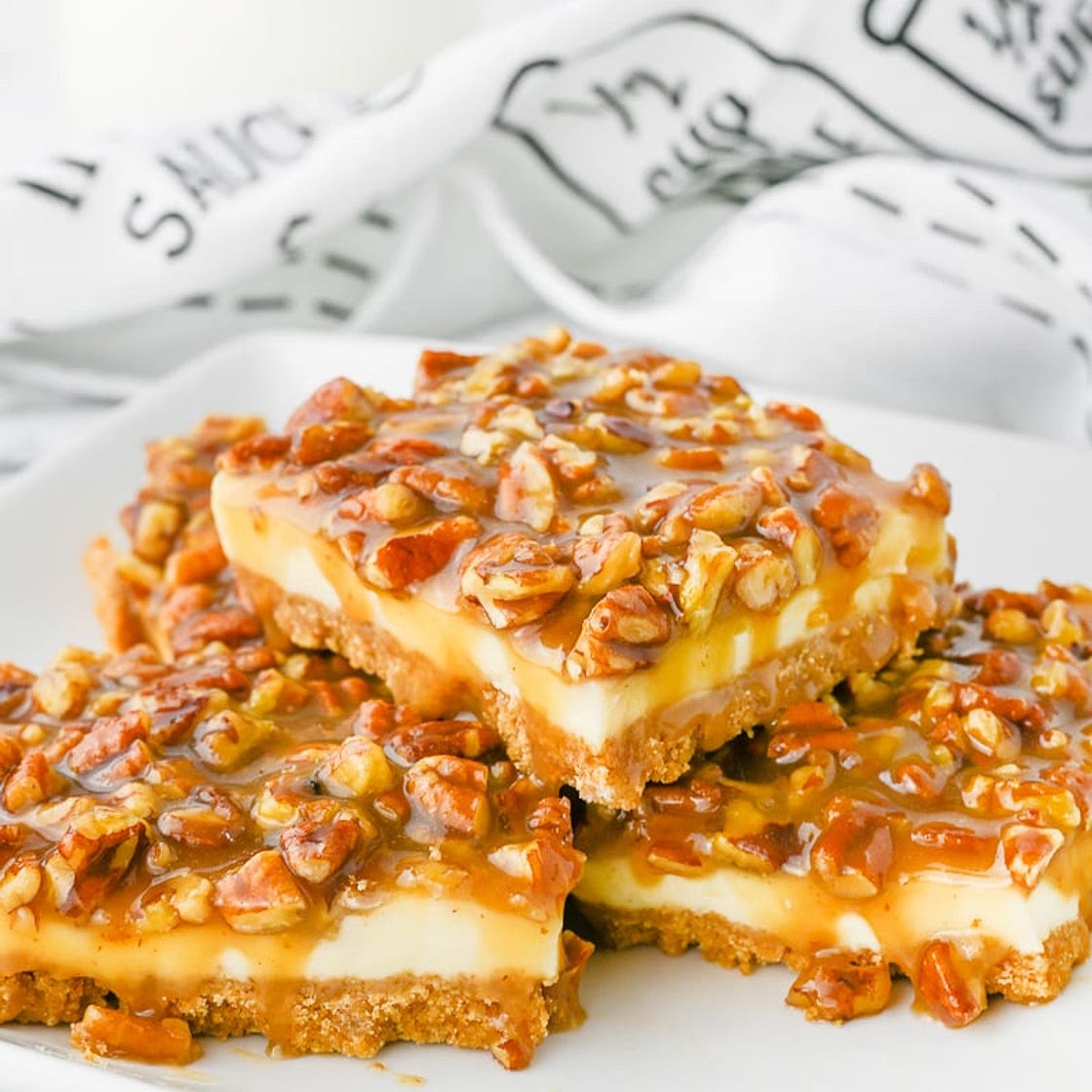 Pecan Pie Cheesecake Bars