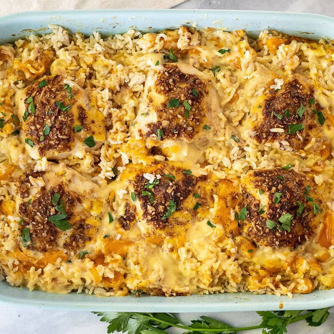 Cheesy Chicken and Rice Casserole