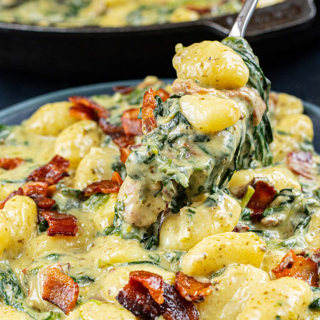 Creamy Bacon & Pesto Gnocchi