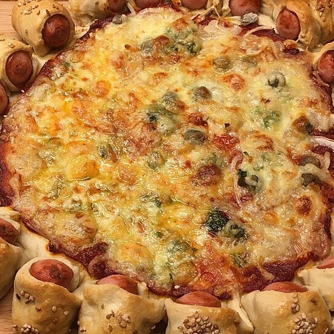 Hot Dog Pizza