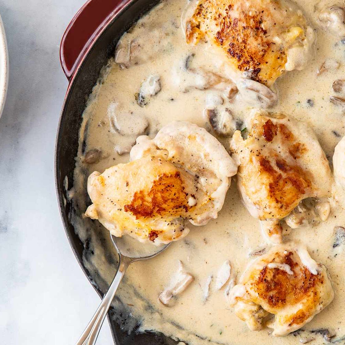 Chicken Thighs With White Wine Cream Sauce