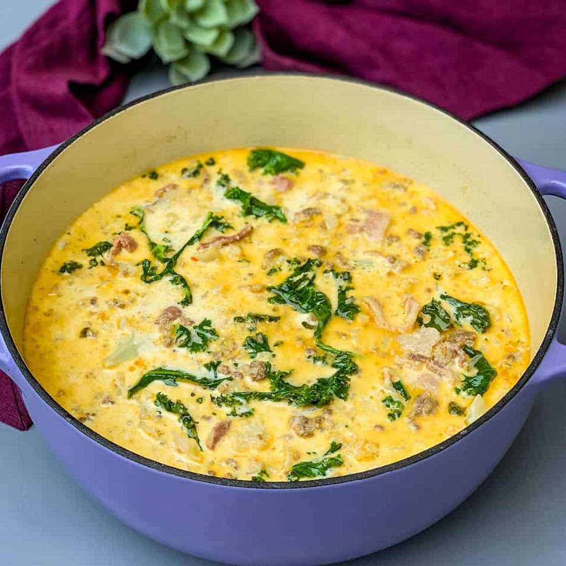 Easy, Keto Low-Carb Zuppa Toscana Soup