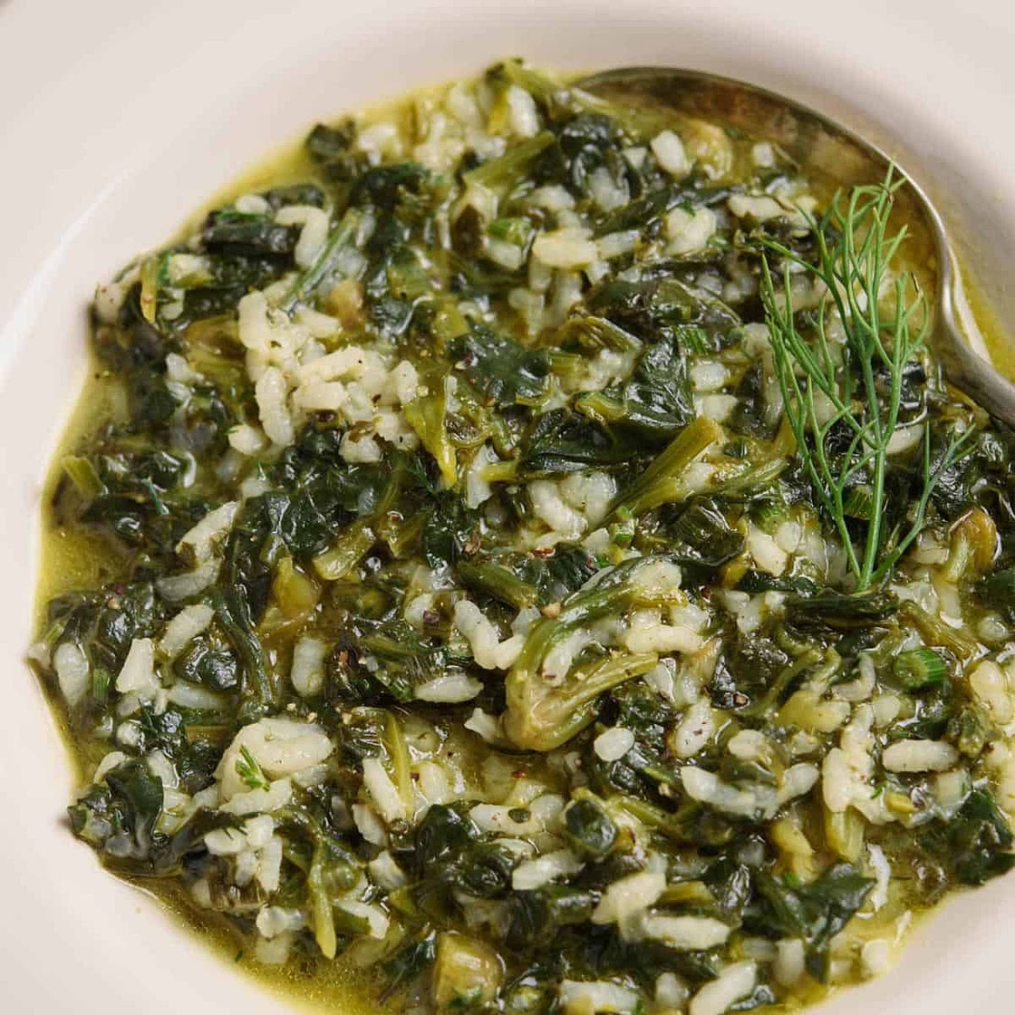 Greek Spinach Rice (Spanakoryzo)
