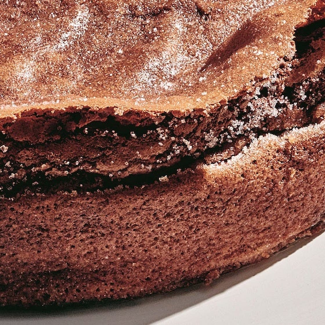 Flourless Chocolate Wave Cake