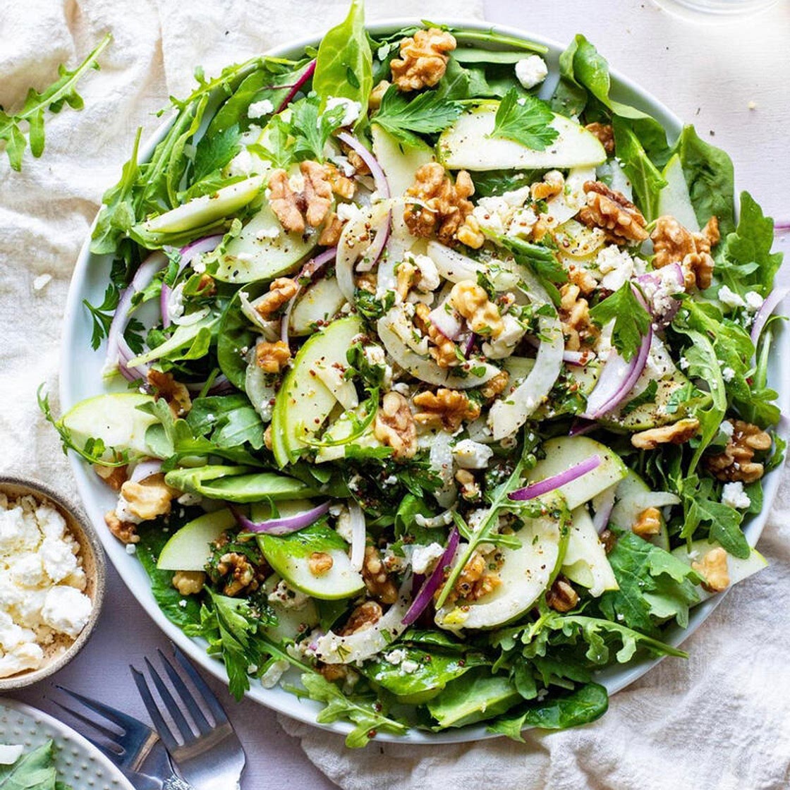 Apple Walnut Salad with an Herbed Lemony Dressing⠀