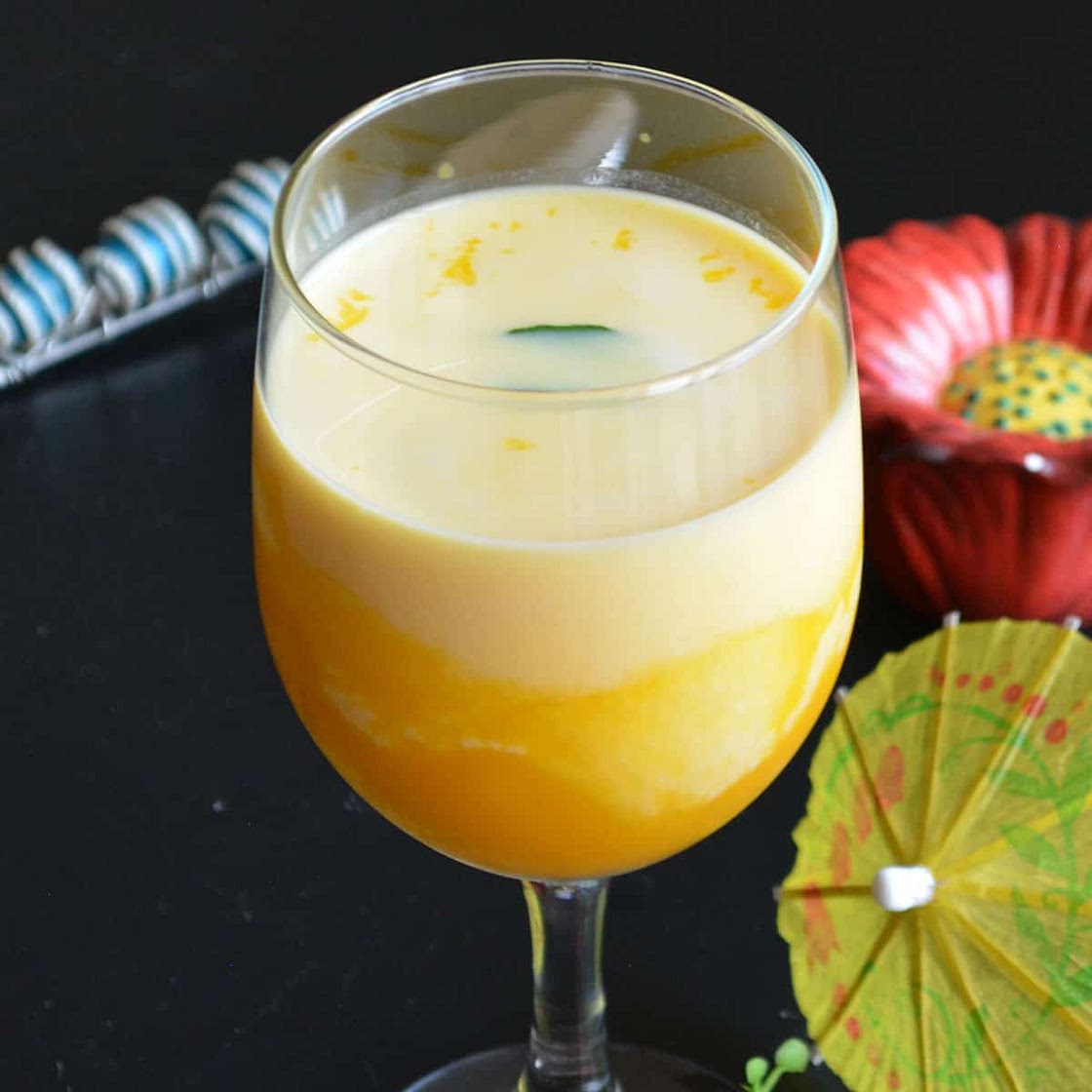 Mango Milkshake Recipe